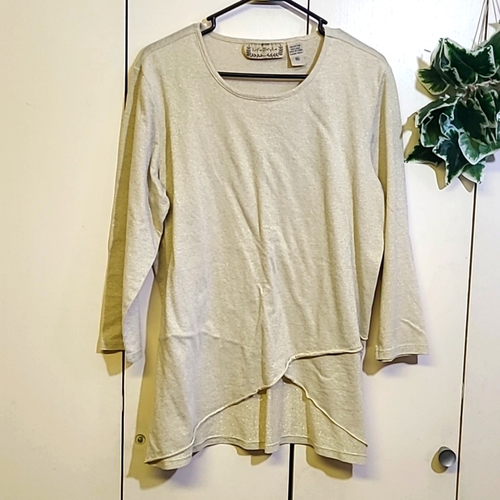 Sale!! Life Style Shimmery Sweater